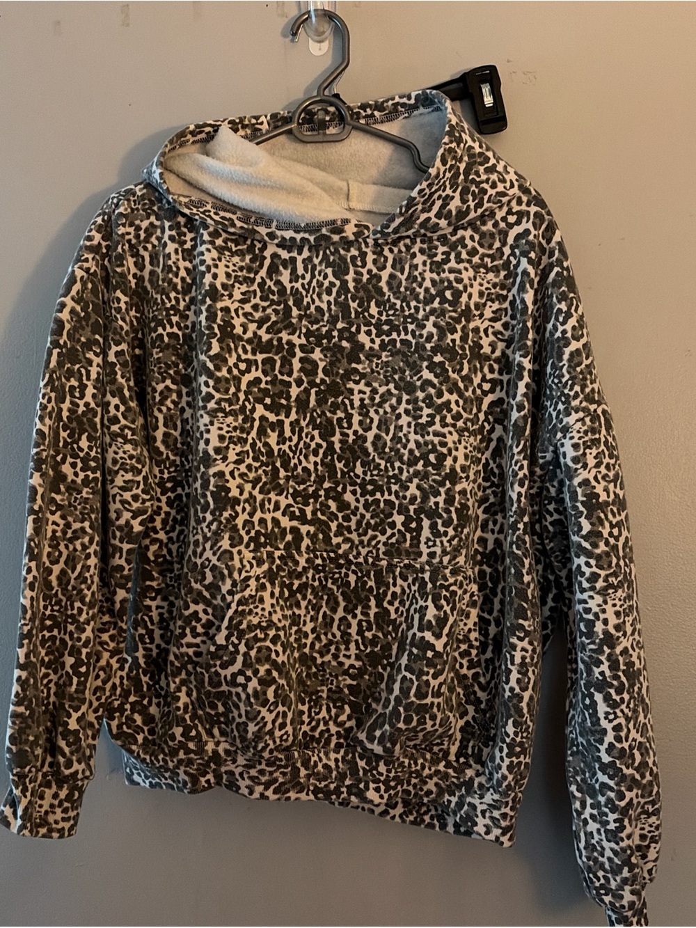 Amazon Taupe and Cream Leopard Print Pullover Hoodie and sweatpants set